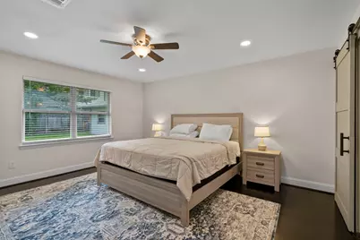 2402 Chimney Rock Road, Houston, TX 77056 - Photo 14