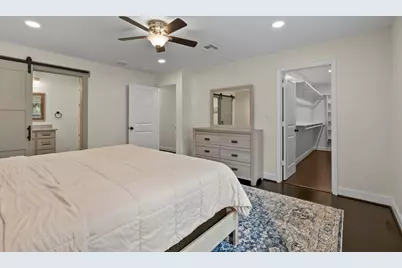 2402 Chimney Rock Road, Houston, TX 77056 - Photo 16