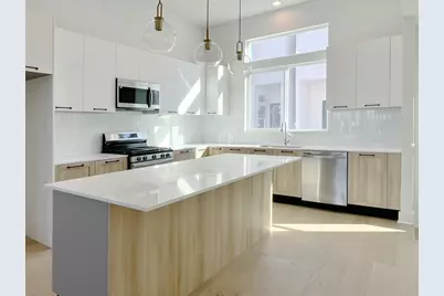 303 Marcella Street #P, Houston, TX 77091 - Photo 2