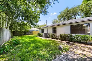205 Morningside Dr, Friendswood, TX 77546 - Photo 26
