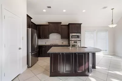 13902 Lost Creek Drive, Pearland, TX 77584 - Photo 8