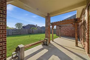 13902 Lost Creek Dr, Pearland, TX 77584 - Photo 22