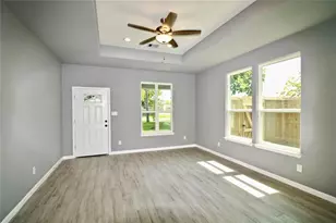 4238 Aledo St, Houston, TX 77051 - Photo 4