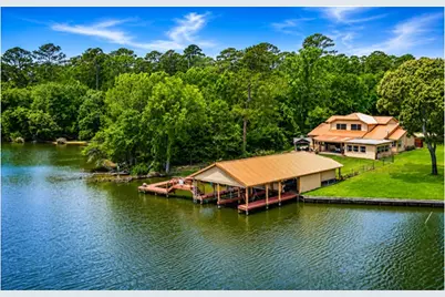 56 Magnolia Drive, Huntsville, TX 77340 - Photo 1