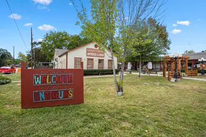 628 Foster Street, Tomball, TX 77375 - Photo 32