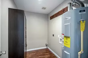 628 Foster St, Tomball, TX 77375 - Photo 8