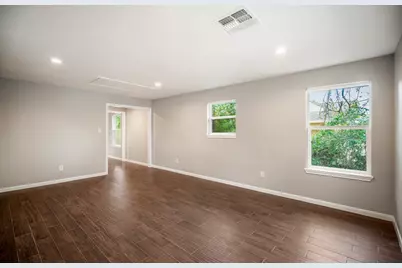 628 Foster Street, Tomball, TX 77375 - Photo 4