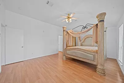 9742 Kingsville Park Drive, Houston, TX 77083 - Photo 18