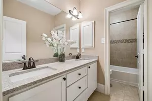 1360 Chippendale Rd, Houston, TX 77018 - Photo 26