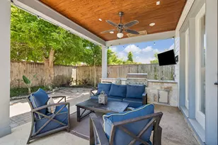 1360 Chippendale Rd, Houston, TX 77018 - Photo 30