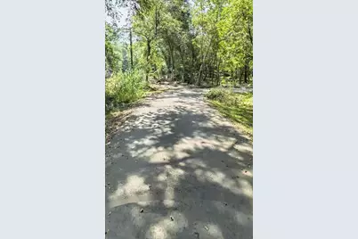 615 S 11th Street, Conroe, TX 77301 - Photo 1