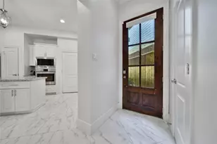 5806 Petty St, Houston, TX 77007 - Photo 2