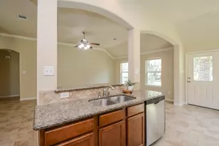 2205 Lake Forrest Dr, West Columbia, TX 77486 - Photo 12