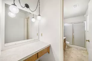 14256 Shadow Bay Dr, Willis, TX 77318 - Photo 20