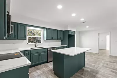 5425 Jeffrey Street, Dickinson, TX 77539 - Photo 12