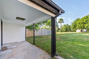 5425 Jeffrey St, Dickinson, TX 77539 - Photo 40