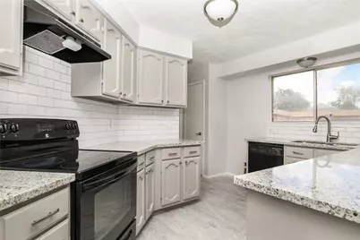 2703 Heritage Colony Drive, Webster, TX 77598 - Photo 14