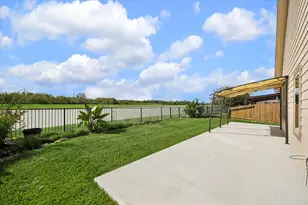 429 Lake Line Dr, Alvin, TX 77511 - Photo 28