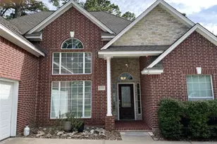 15480 Constellation Cir W, Willis, TX 77318 - Photo 2