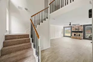 12447 Oak Park Dr, Houston, TX 77070 - Photo 4