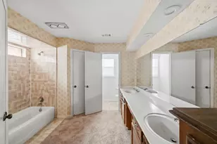 12447 Oak Park Dr, Houston, TX 77070 - Photo 16