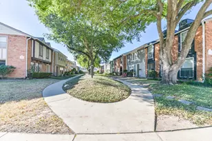 14341 Misty Meadow Ln, Houston, TX 77079 - Photo 4