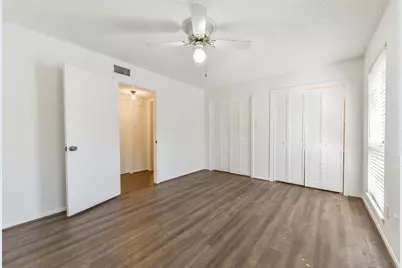 14341 Misty Meadow Ln, Houston, TX 77079 - Photo 22