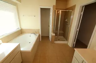 7555 Autumn Sun Dr, Houston, TX 77083 - Photo 12