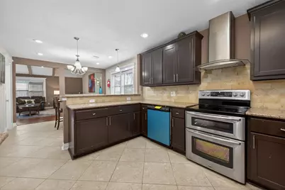13703 Templar Lane, Sugar Land, TX 77498 - Photo 10
