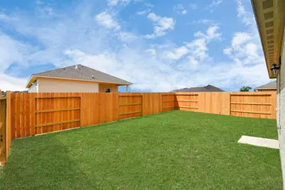 1627 Windrose Bend, Angleton, TX 77515 - Photo 26