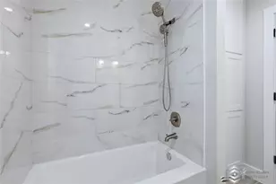 5951 Valkeith Dr, Houston, TX 77096 - Photo 24