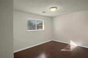 5017 Parkcrest Dr, La Porte, TX 77571 - Photo 22