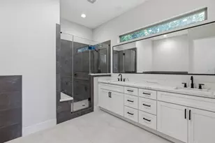5361 Creekmont Oaks Ln, Houston, TX 77091 - Photo 22