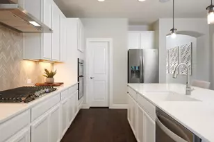 657 Amber Fls Dr, Montgomery, TX 77356 - Photo 6