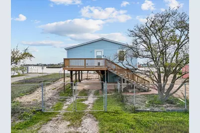 1048 16th Street, Dickinson, TX 77539 - Photo 4