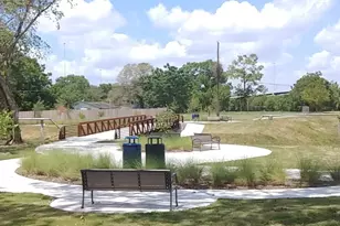 4622 Falls St, Houston, TX 77026 - Photo 12