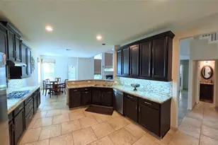 18507 Richland Falls Ln, Spring, TX 77379 - Photo 16