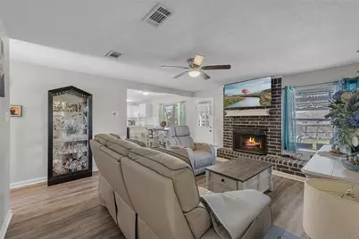 12681 Lake Conroe Hills Drive, Willis, TX 77318 - Photo 6