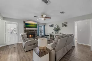 12681 Lake Conroe Hills Dr, Willis, TX 77318 - Photo 4