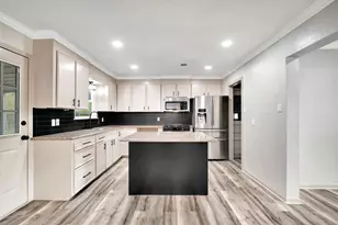 1914 Monroe Dr, Pasadena, TX 77502 - Photo 16