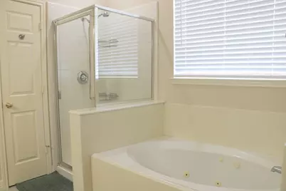 3306 Elmcrest Drive, Houston, TX 77088 - Photo 12