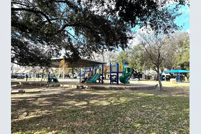 427 E 24th Street, Houston, TX 77008 - Photo 10