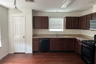 21511 Donata Cir, Humble, TX 77338 - Photo 2