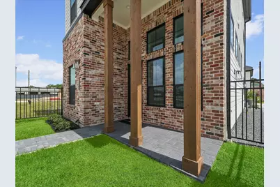 9218 Washington Heights Street, Houston, TX 77063 - Photo 10