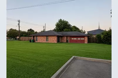 1717 S Victory Drive, Houston, TX 77088 - Photo 4