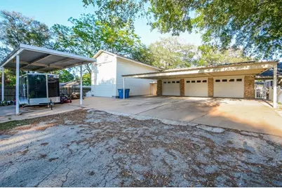 1645 9th Street, Hempstead, TX 77445 - Photo 4