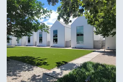 228 W 25, Houston, TX 77008 - Photo 1