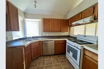 6503 Marinwood Drive, Houston, TX 77053 - Photo 10