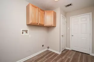 16902 Berry Rd, Pearland, TX 77584 - Photo 18