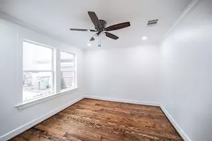 10038 Westview Dr, Houston, TX 77055 - Photo 6